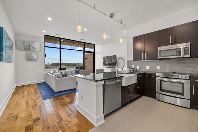 1101 Ivean Pearson RD D204, Lago Vista, TX 78645