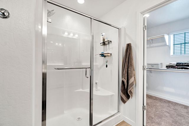 2481 N Pearwood Avenue, Fresno, CA 93727