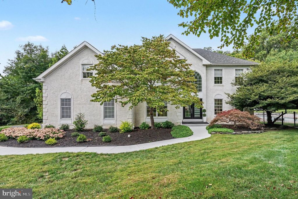 80 DELANCY CT, Phoenixville, PA 19460 — photo 2