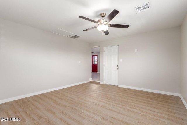 9424 N 2ND Place, Phoenix, AZ 85020