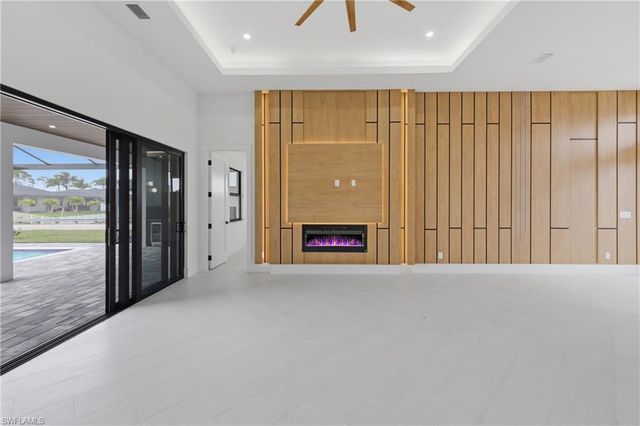 1936 SW 8th PL, Cape Coral, FL 33991