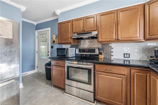 3685 Emma Avenue, Winston-salem, NC 27127