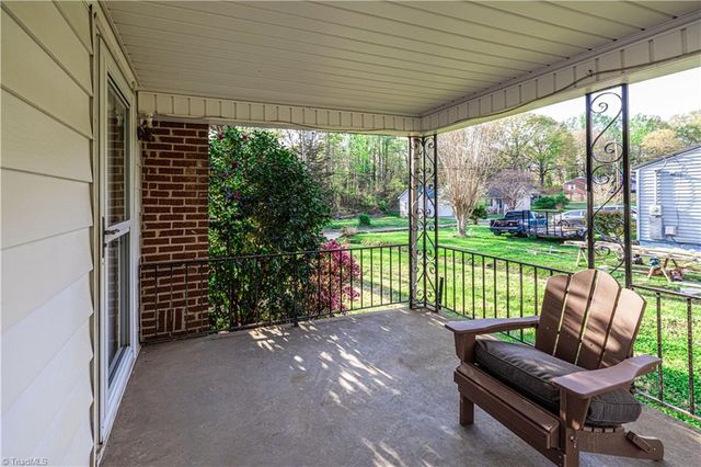 3685 Emma Avenue, Winston-salem, NC 27127