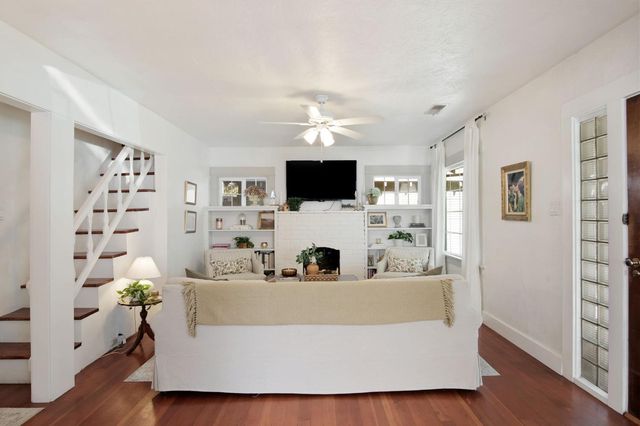 525 Semple St, Modesto, CA 95354