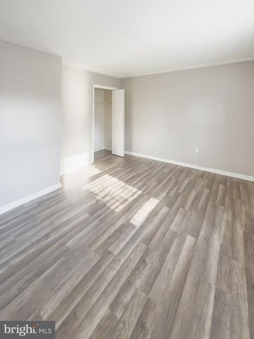 1616 DIAMOND ST, Philadelphia, PA 19121