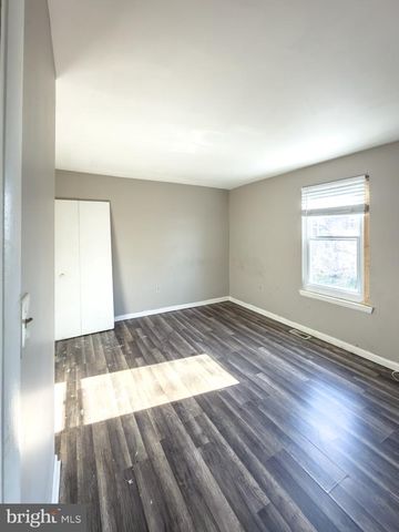 1616 DIAMOND ST, Philadelphia, PA 19121