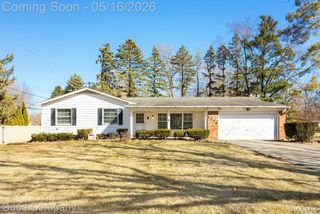 1776 Welch Road, Commerce Charter Township, MI 48390