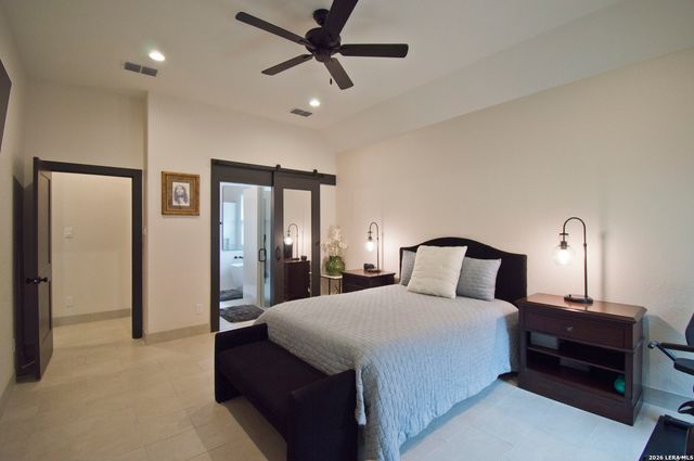 22946 Malabar Peak, San Antonio, TX 78261