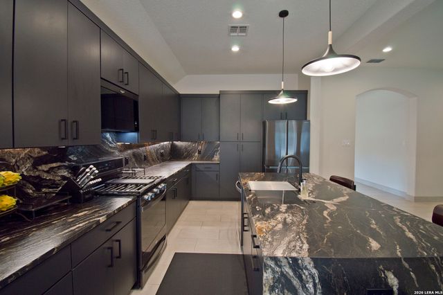 22946 Malabar Peak, San Antonio, TX 78261