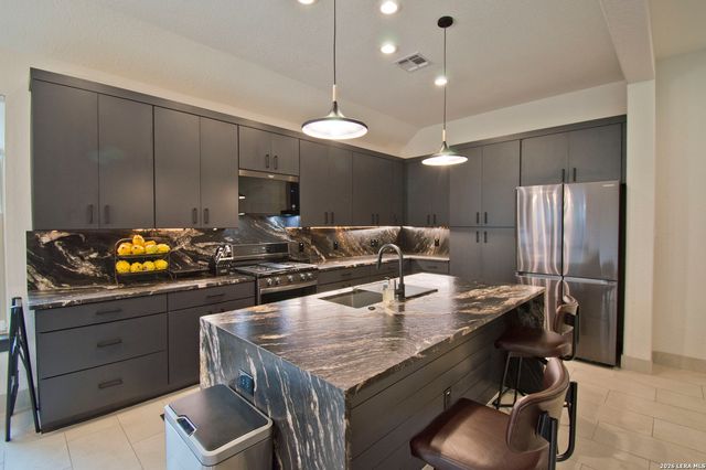 22946 Malabar Peak, San Antonio, TX 78261