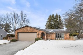 6904 Clydeway Court, Worthington, OH 43085