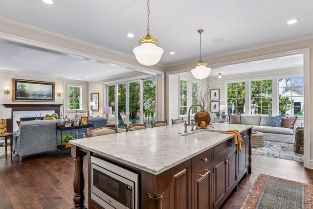 5224 Oaklawn Avenue, Edina, MN 55424