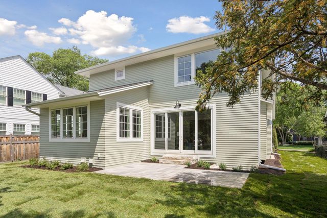 5224 Oaklawn Avenue, Edina, MN 55424