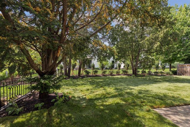 5224 Oaklawn Avenue, Edina, MN 55424