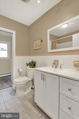 110 LEES MILL RD, Hampstead, MD 21074