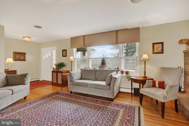 110 LEES MILL RD, Hampstead, MD 21074