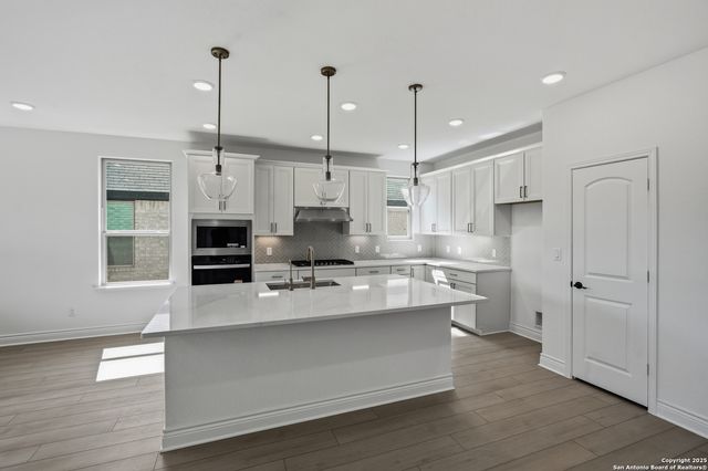 1417 Hallettsville, San Antonio, TX 78253