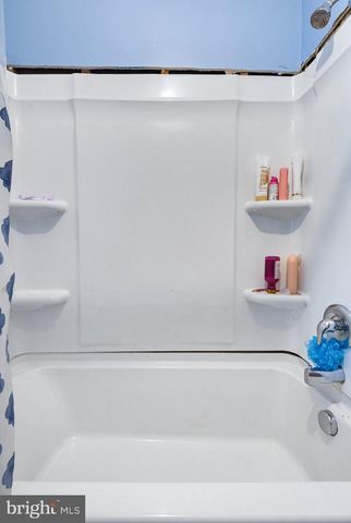 404 E NEW ST, Mountville, PA 17554