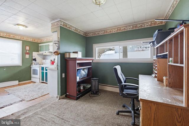 404 E NEW ST, Mountville, PA 17554