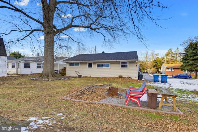 404 E NEW ST, Mountville, PA 17554