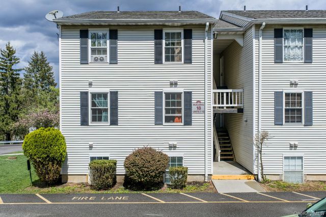 18 Lexington Hill 8, Harriman, NY 10926