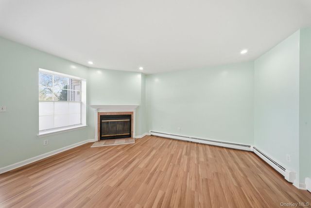 18 Lexington Hill 8, Harriman, NY 10926