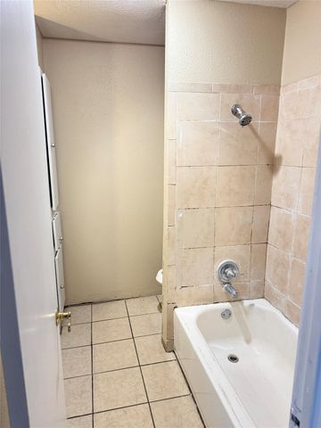 7818 Grove Ridge Drive, Houston, TX 77061