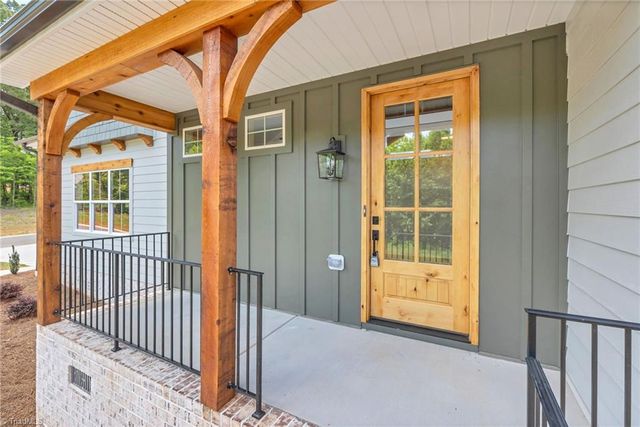 8719 Atlas Heights Way, Lewisville, NC 27023