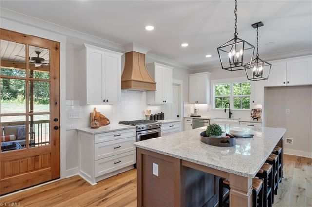 8719 Atlas Heights Way, Lewisville, NC 27023