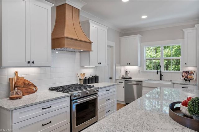 8719 Atlas Heights Way, Lewisville, NC 27023