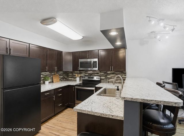 341 Dannilyn Circle, Anchorage, AK 99504