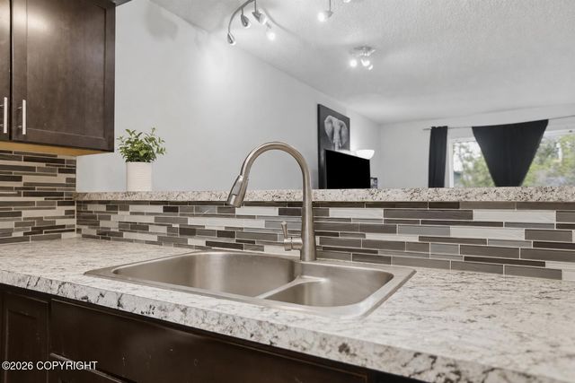 341 Dannilyn Circle, Anchorage, AK 99504