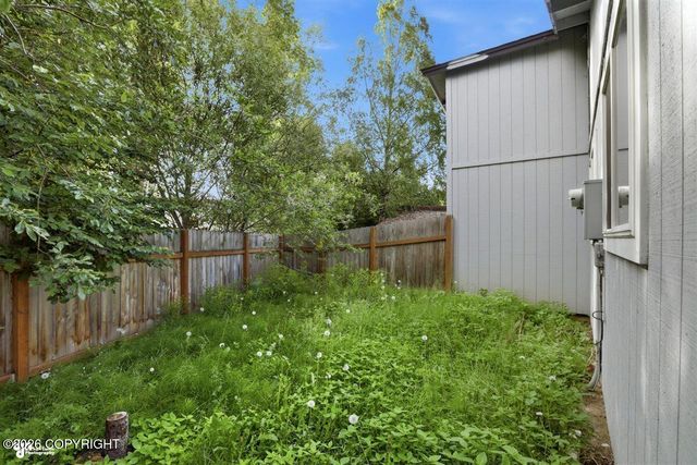 341 Dannilyn Circle, Anchorage, AK 99504