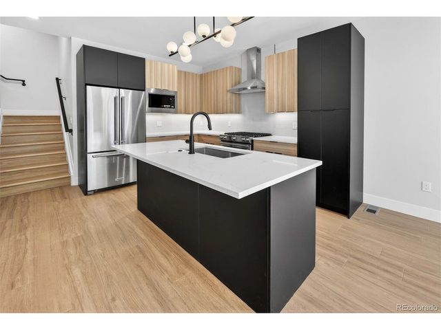 826 N Cherry St 2, Denver, CO 80220