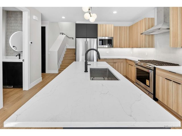 826 N Cherry St 2, Denver, CO 80220