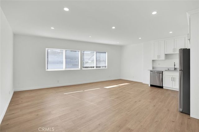 13018 Valleyheart Drive 8, Studio City, CA 91604