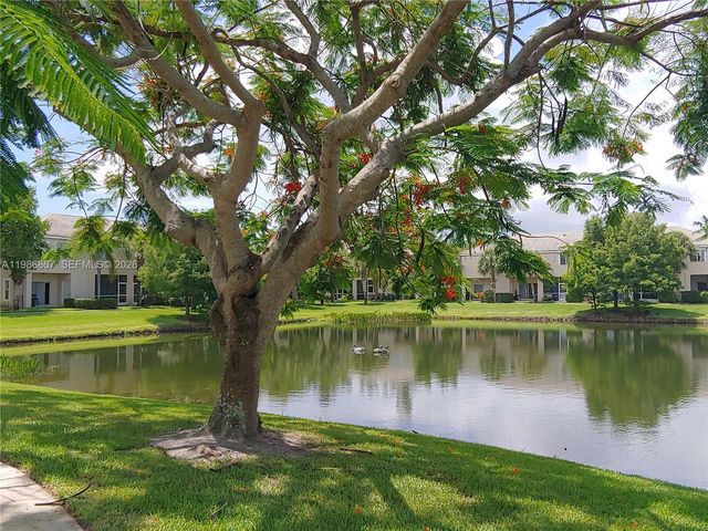 5071 Palmbrooke Cir 5071, West Palm Beach, FL 33417