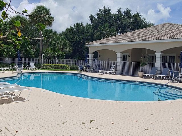 5071 Palmbrooke Cir 5071, West Palm Beach, FL 33417