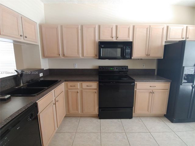 5071 Palmbrooke Cir 5071, West Palm Beach, FL 33417