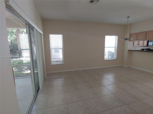 5071 Palmbrooke Cir 5071, West Palm Beach, FL 33417
