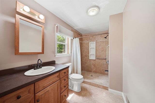 10770 Brix Highway, Brooklyn, MI 49230