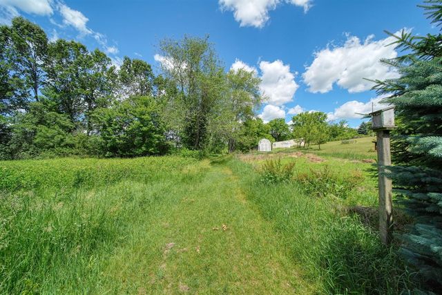 10770 Brix Highway, Brooklyn, MI 49230