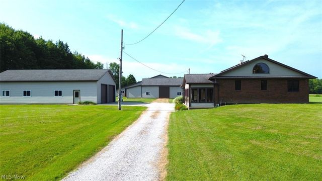 15227 Leroy Road, Thompson, OH 44086
