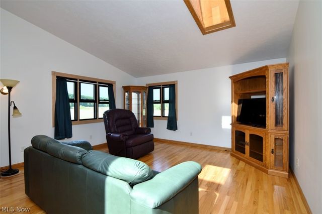 15227 Leroy Road, Thompson, OH 44086