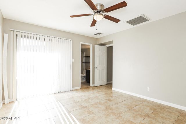 9025 W MACKENZIE Drive, Phoenix, AZ 85037