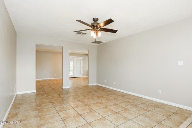 9025 W MACKENZIE Drive, Phoenix, AZ 85037