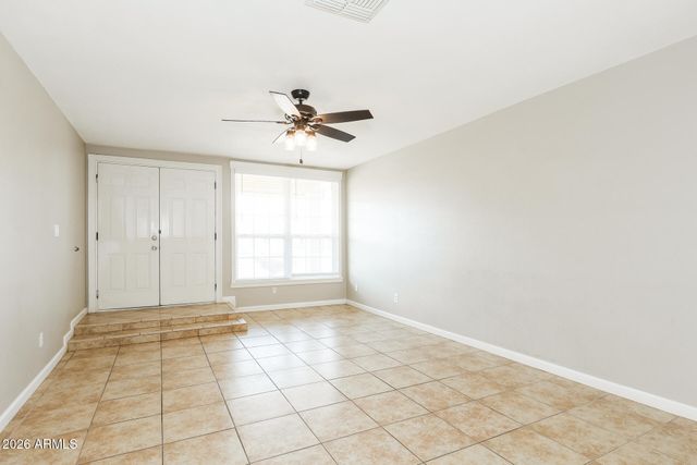 9025 W MACKENZIE Drive, Phoenix, AZ 85037