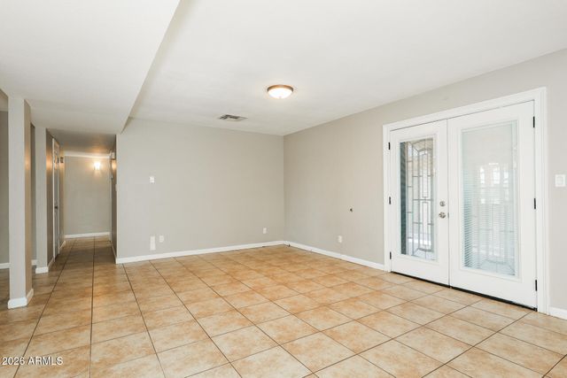 9025 W MACKENZIE Drive, Phoenix, AZ 85037