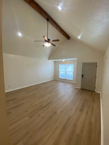 1901 Stonegrove Road, Bentonville, AR 72713