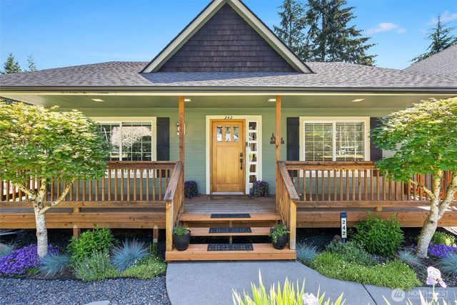 242 Kennicott Road, Chehalis, WA 98532